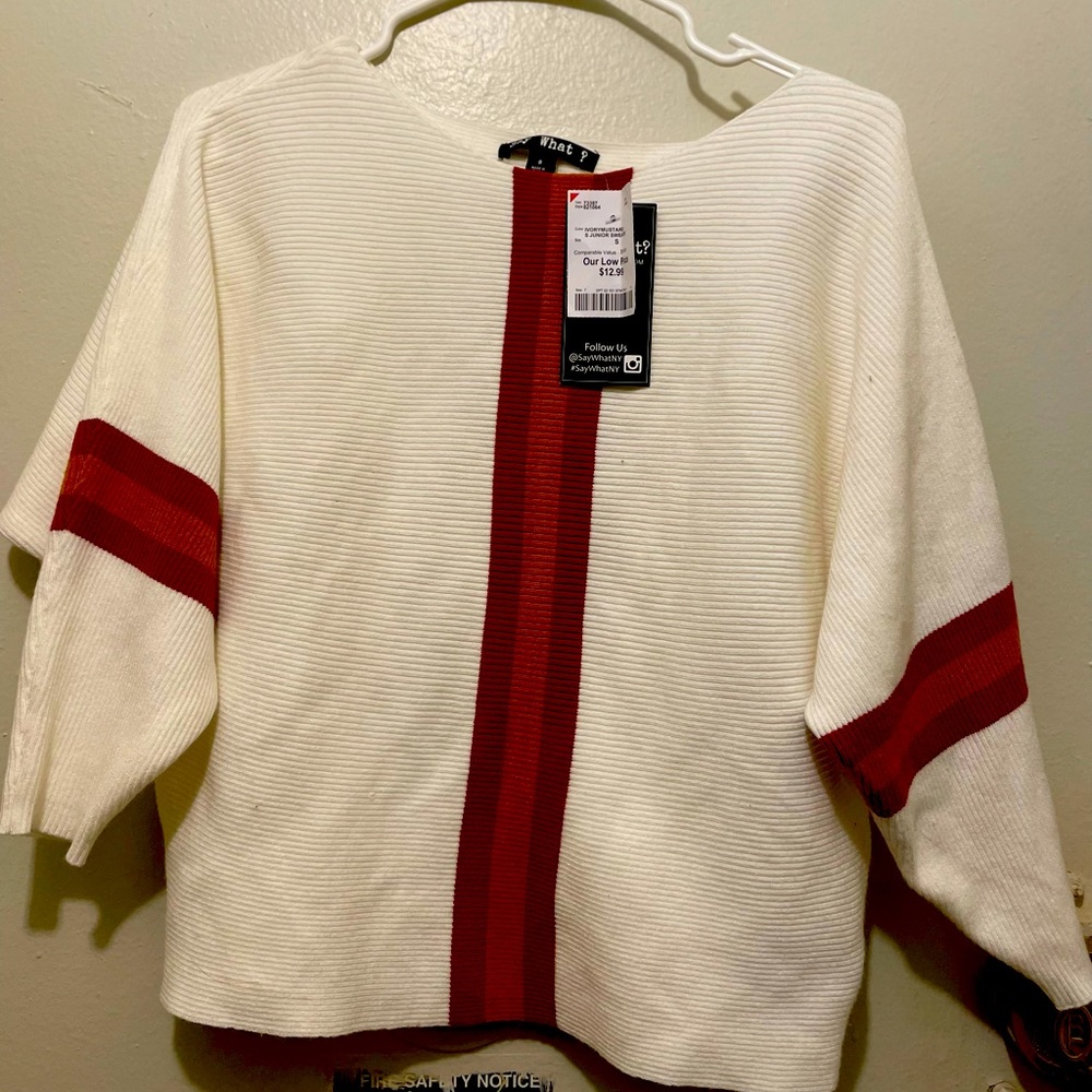 Cropped 3/4 sleeve sweater